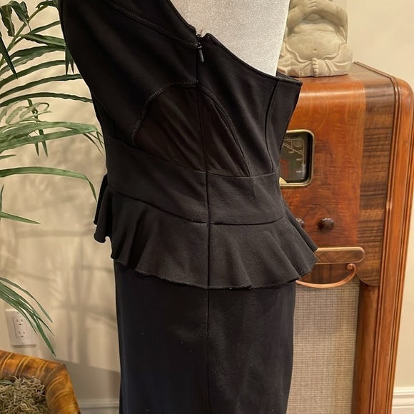 BEBE size 10 black gorgeous halter sleeveless dress with side zipper kick pleat - Picture 5 of 12